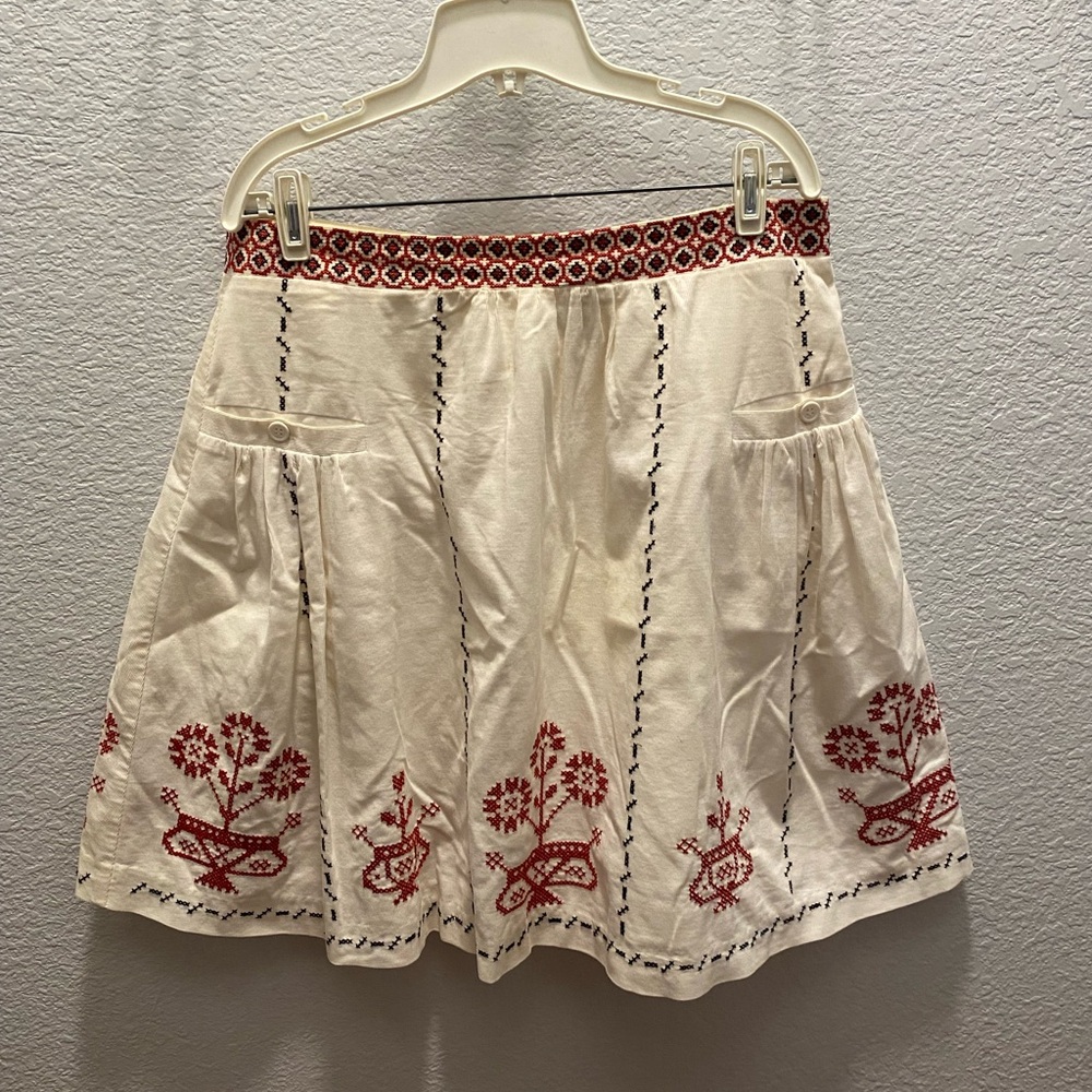 Luhe white embroidered skirt, back zipper